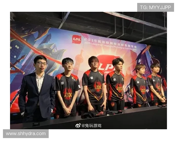 FPX在挑战者杯中的表现分析与状态评估探讨