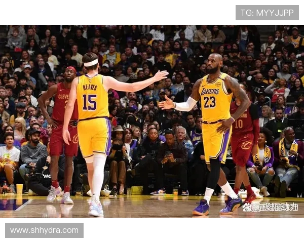 勇士与骑士巅峰对决再燃战火见证荣耀与传奇的终极较量